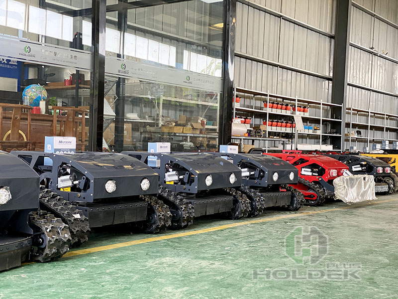 Wheeled Remote Con···